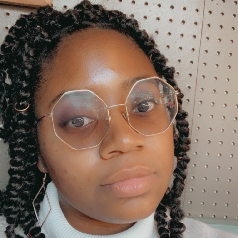 Meet your Posher, Zakiya